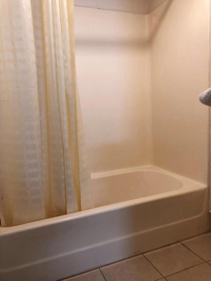 Royal Inn And Suites ヘメット エクステリア 写真