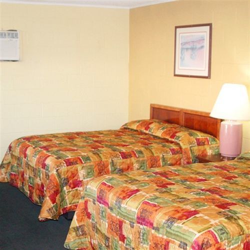 Royal Inn And Suites ヘメット 部屋 写真